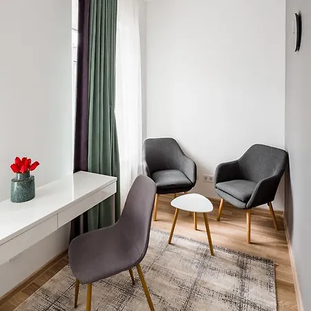 Aparthotel Code 10